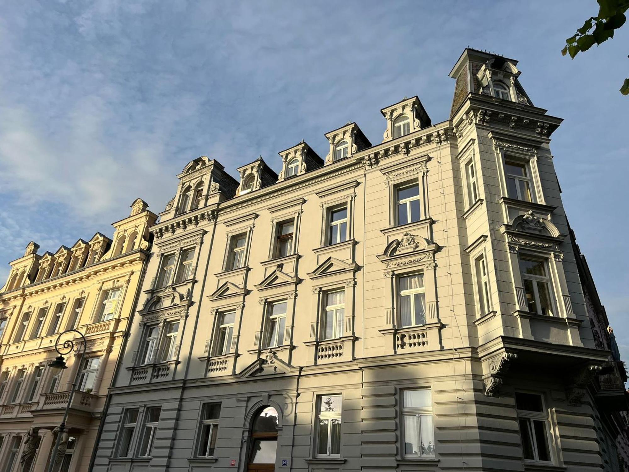 Residence Polonia Κάρλοβι Βάρι Εξωτερικό φωτογραφία