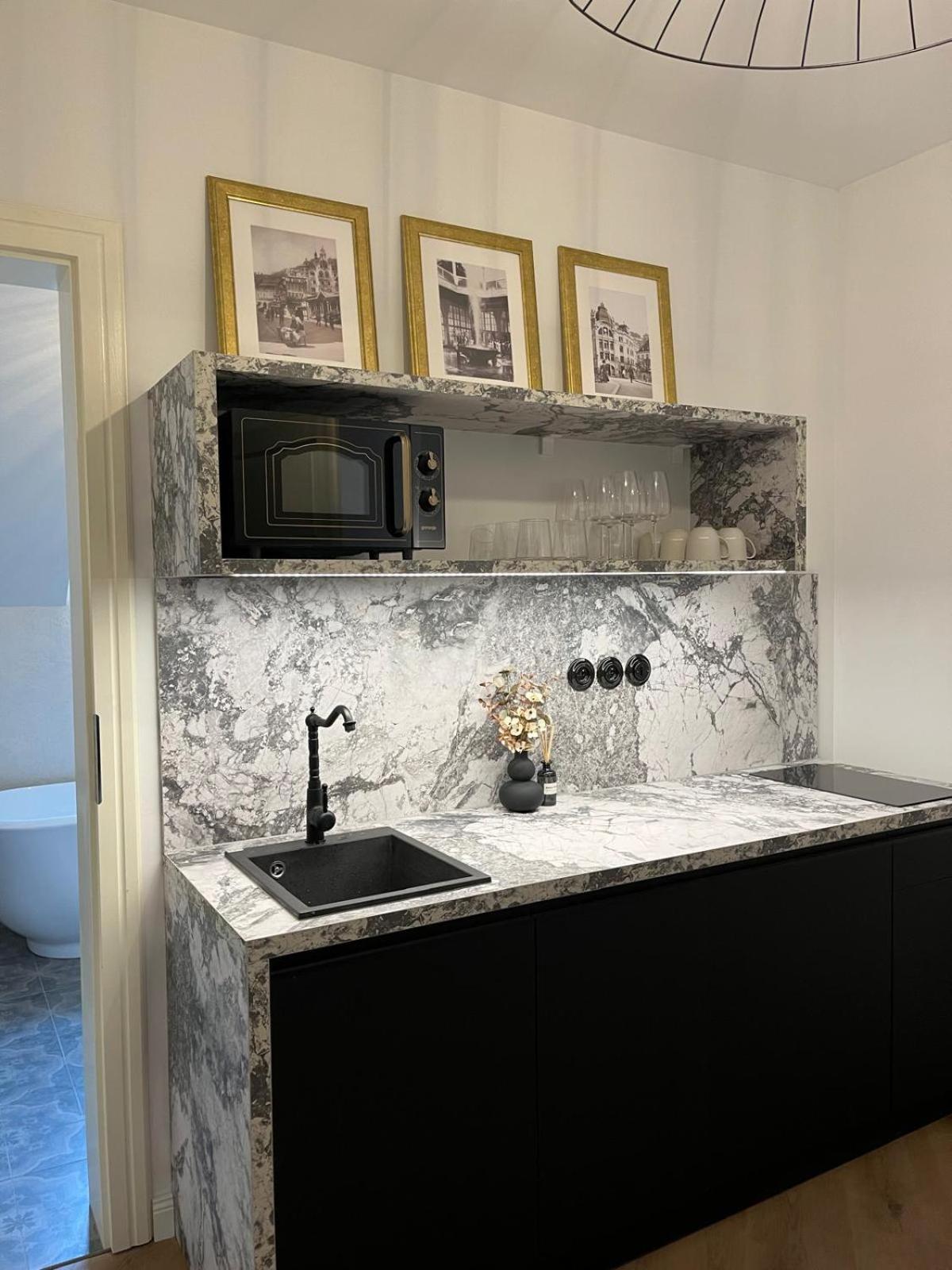 Residence Polonia Κάρλοβι Βάρι Εξωτερικό φωτογραφία