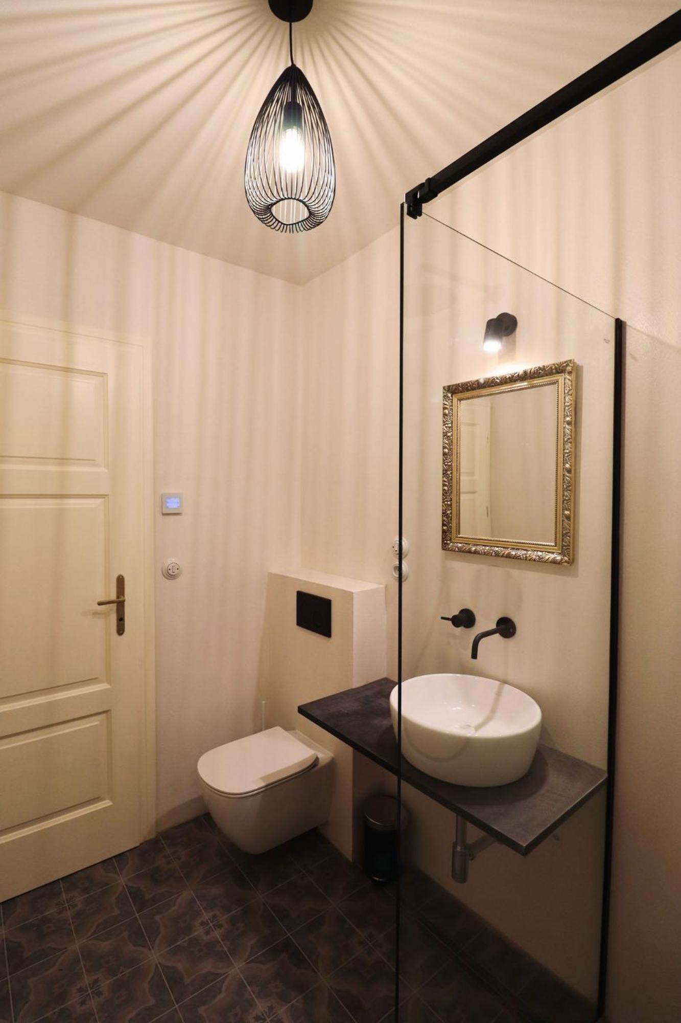 Residence Polonia Κάρλοβι Βάρι Εξωτερικό φωτογραφία